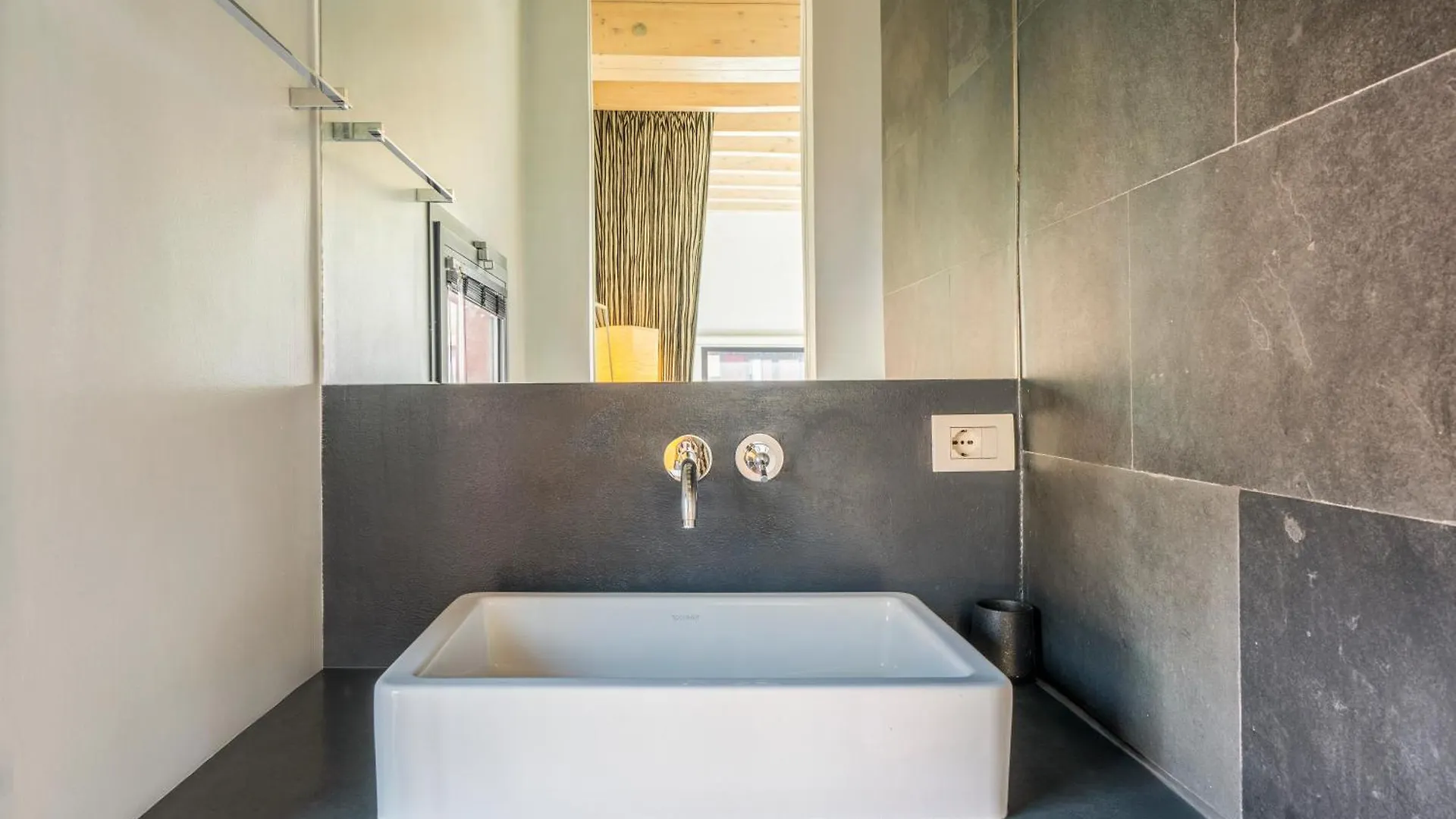 Red Lofty Milano- Loft Moderno Comodo Per Ippodromo, San Siro, Fiere E Politecnico, Parking 0*, 밀라노 이탈리아