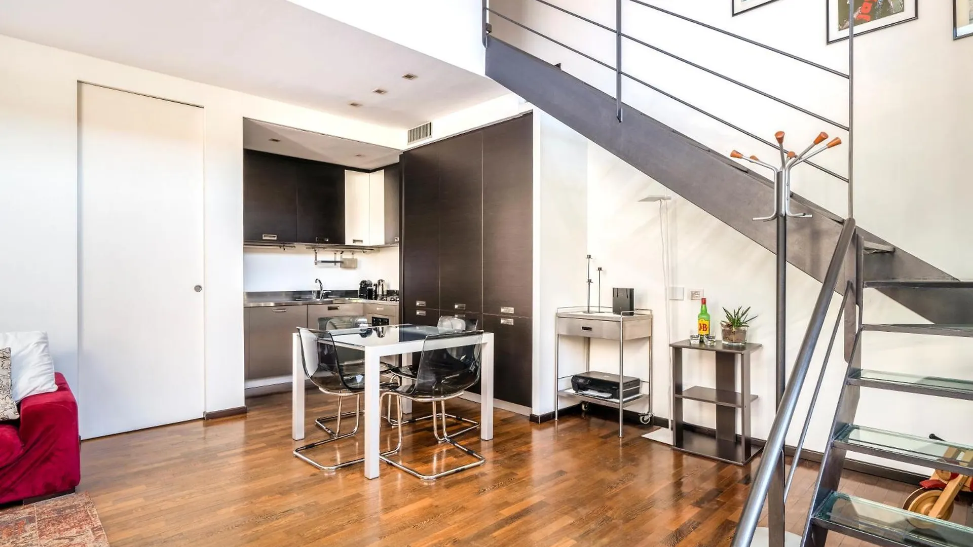 아파트 Red Lofty Milano- Loft Moderno Comodo Per Ippodromo, San Siro, Fiere E Politecnico, Parking