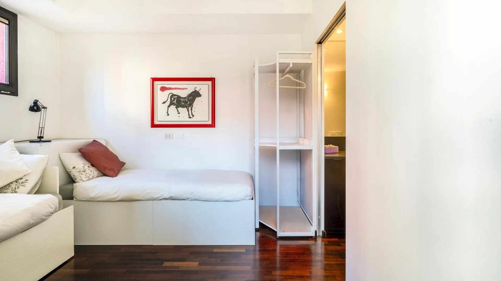 Red Lofty Milano- Loft Moderno Comodo Per Ippodromo, San Siro, Fiere E Politecnico, Parking 밀라노