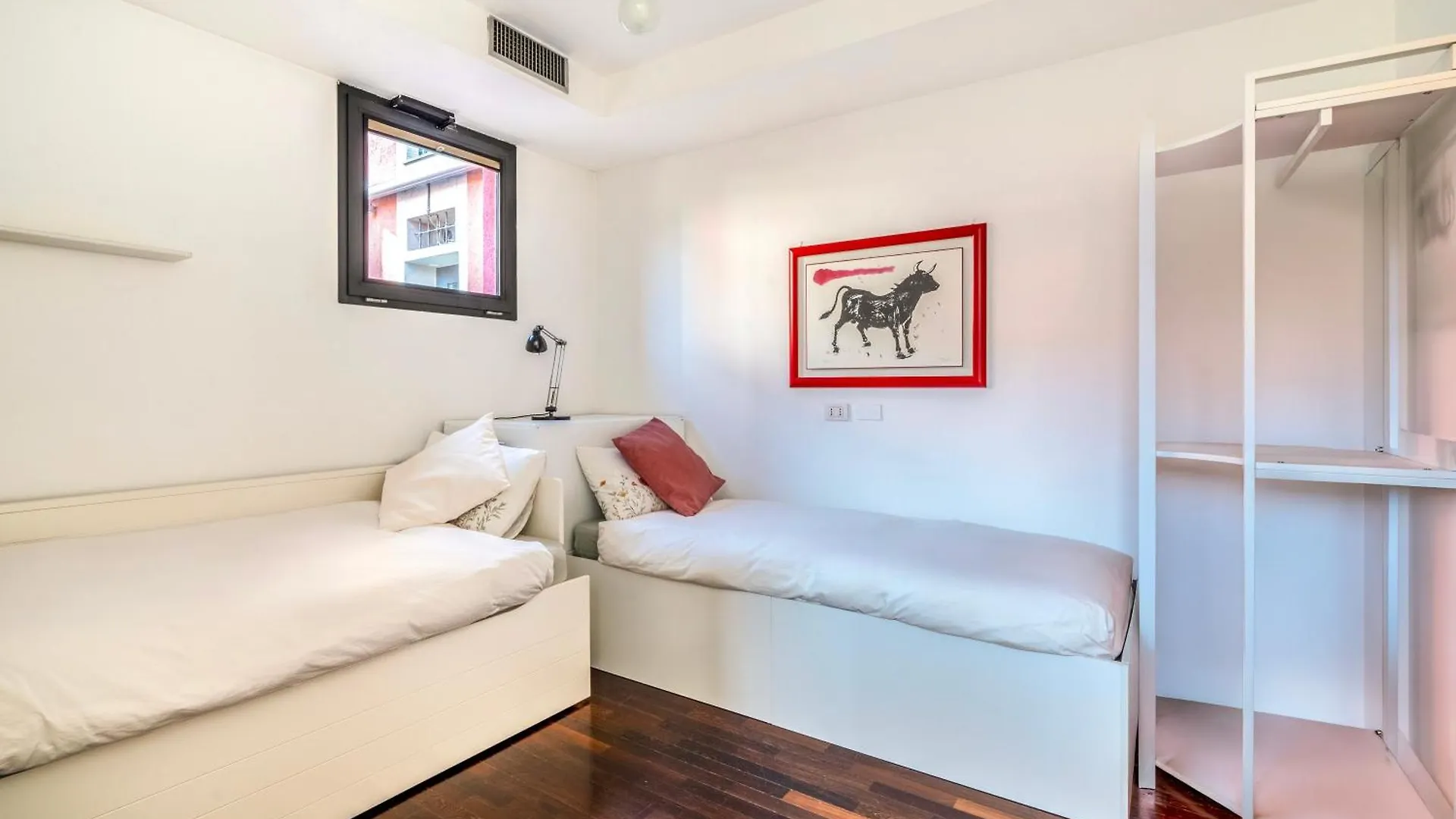 Red Lofty Milano- Loft Moderno Comodo Per Ippodromo, San Siro, Fiere E Politecnico, Parking 아파트 밀라노