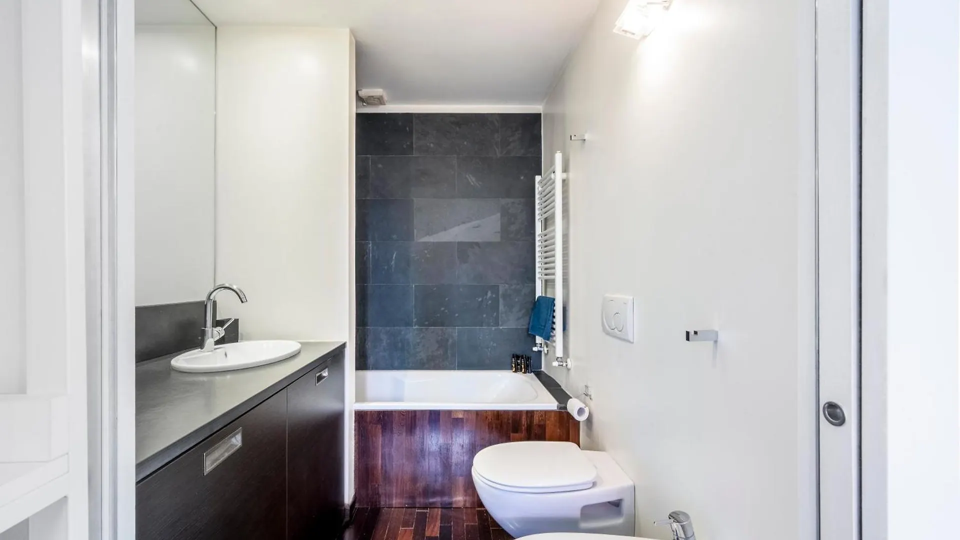 Red Lofty Milano- Loft Moderno Comodo Per Ippodromo, San Siro, Fiere E Politecnico, Parking 意大利