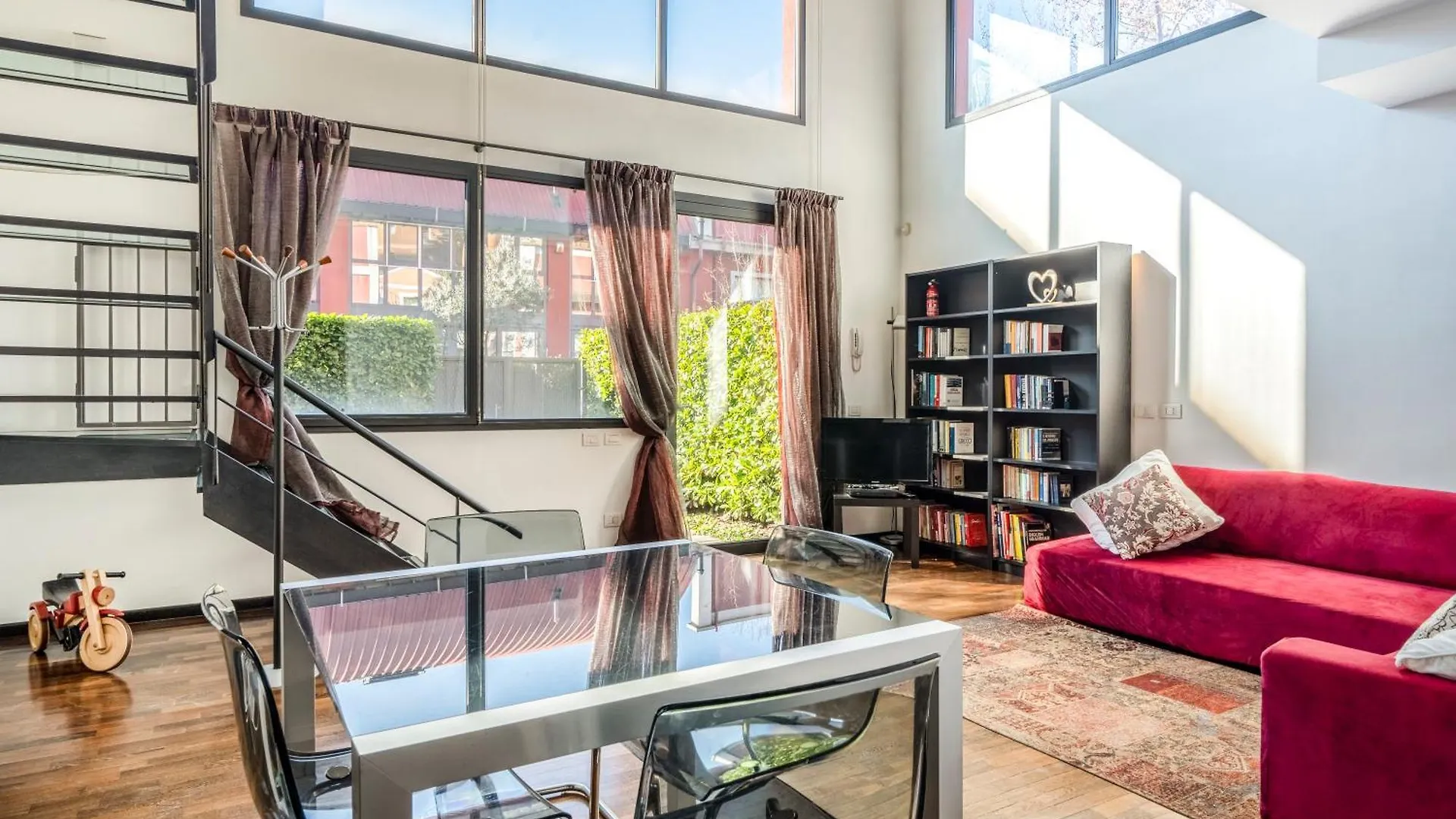 公寓 Red Lofty Milano- Loft Moderno Comodo Per Ippodromo, San Siro, Fiere E Politecnico, Parking