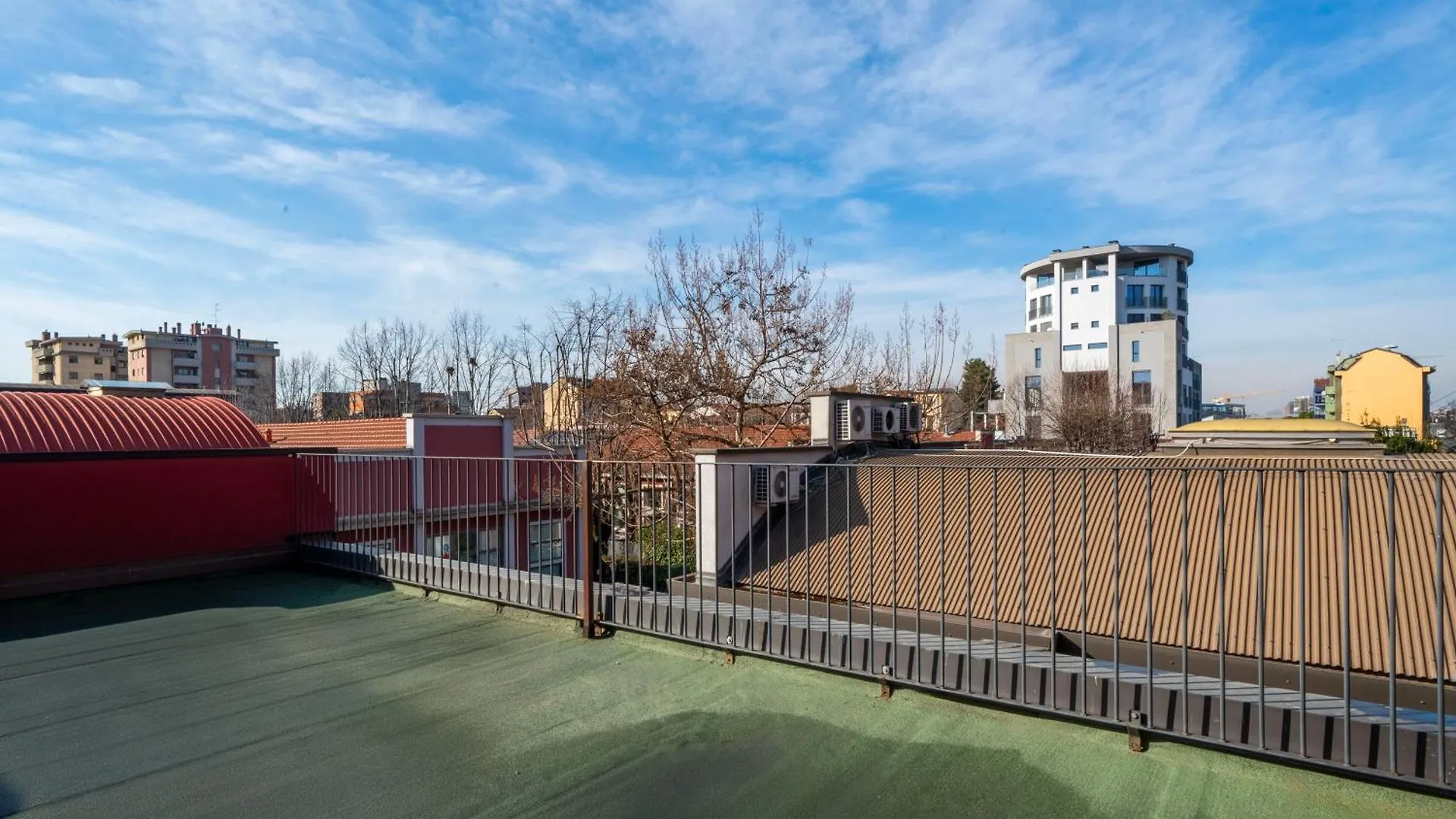 Red Lofty Milano- Loft Moderno Comodo Per Ippodromo, San Siro, Fiere E Politecnico, Parking 米兰